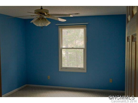 149 Woodburn Drive - Photo 9
