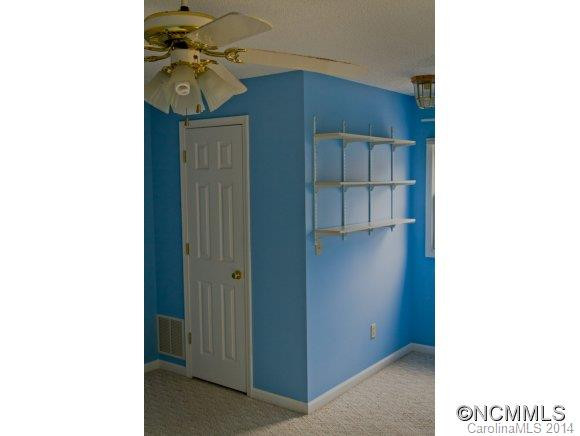 149 Woodburn Drive - Photo 10