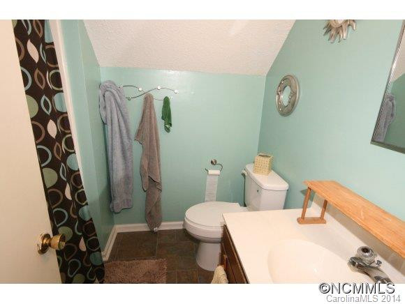 62 Knoll Ridge Dr. - Photo 10