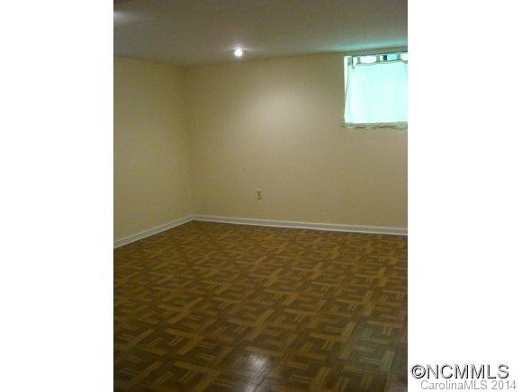 155 Haywood Knolls Dr - Photo 13