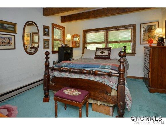 1003 Old Country Road - Photo 9
