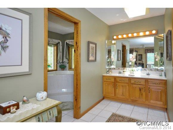 316 Grandview Cliff Heights - Photo 13
