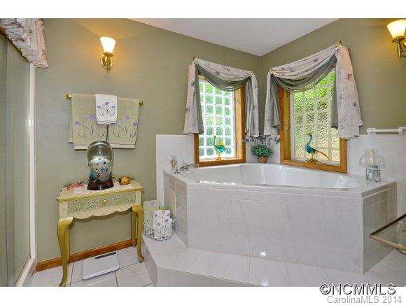 316 Grandview Cliff Heights - Photo 14