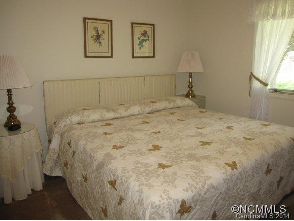 8 Rhododendron Place - Photo 10