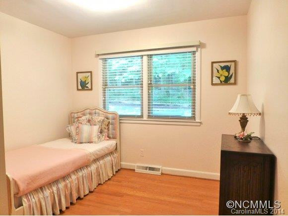 355 Sycamore Drive - Photo 14