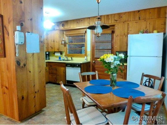 355 Sycamore Drive - Photo 8