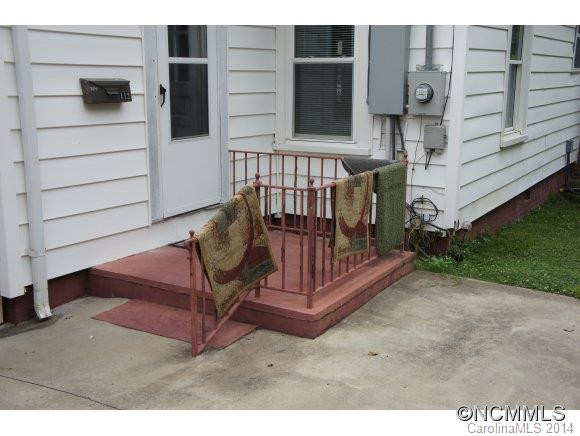 112 Courtland Street - Photo 10