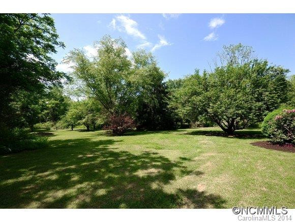 214 NORTH HILLS DRIVE - Photo 19