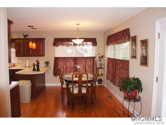 114 Hunters Trace - Photo 11