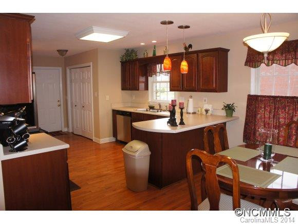 114 Hunters Trace - Photo 12