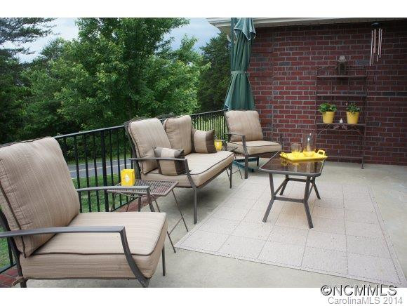 114 Hunters Trace - Photo 5