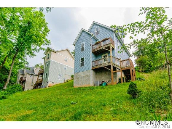 31 Third - Photo 21
