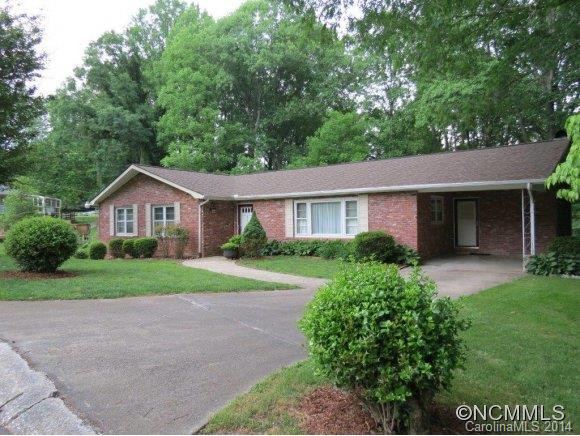 492 Oak Park Dr