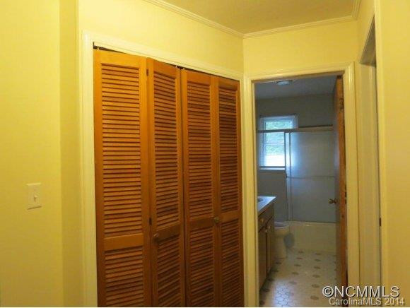 492 Oak Park Dr - Photo 11
