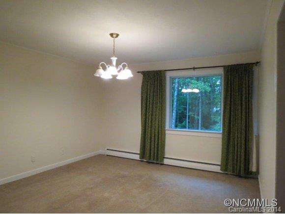 492 Oak Park Dr - Photo 5