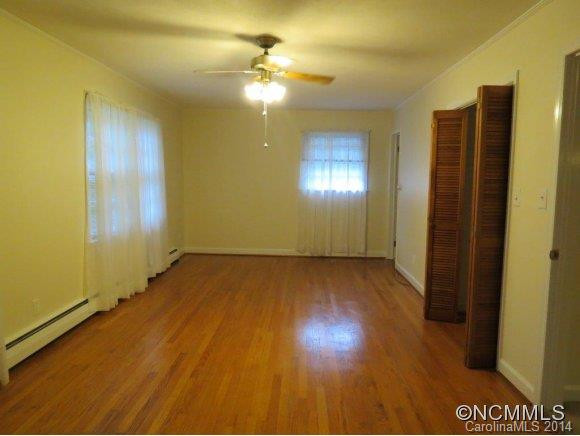 492 Oak Park Dr - Photo 6