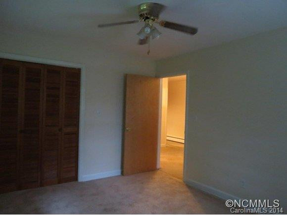492 Oak Park Dr - Photo 9