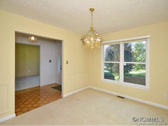 216 SUGAR HOLLOW ROAD - Photo 4