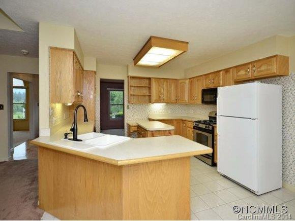 216 SUGAR HOLLOW ROAD - Photo 8