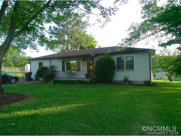 910 Enola Rd