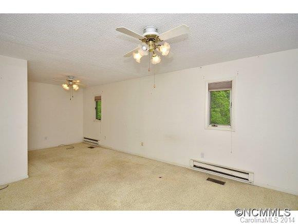 44 Hodges Drive - Photo 4