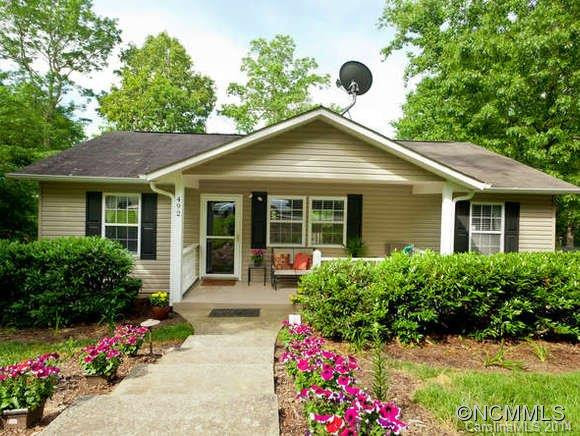 492 Royal Pines Dr