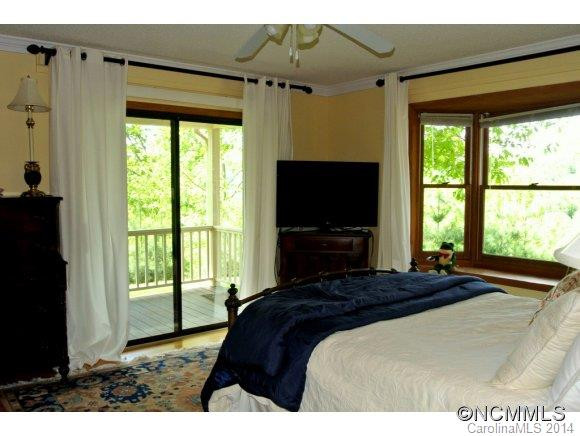 202 Hamlet Drive - Photo 11
