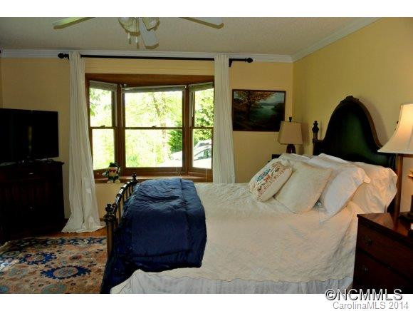 202 Hamlet Drive - Photo 12