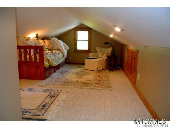 202 Hamlet Drive - Photo 15