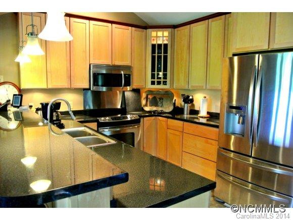 202 Hamlet Drive - Photo 4