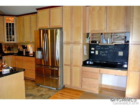 202 Hamlet Drive - Photo 5