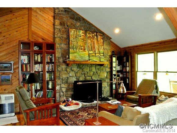 202 Hamlet Drive - Photo 7