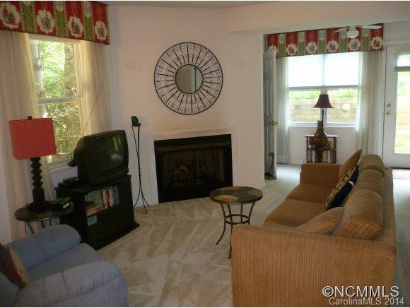 205 Carlyle Way - Photo 8
