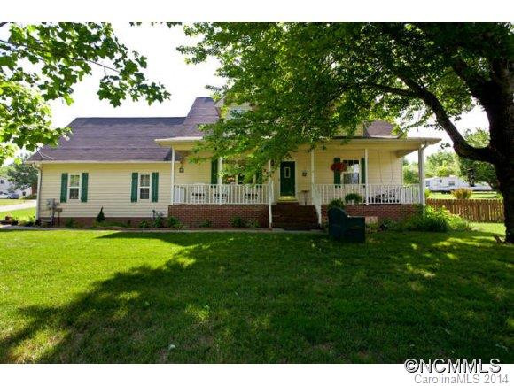 203 North Main Street - Photo 2