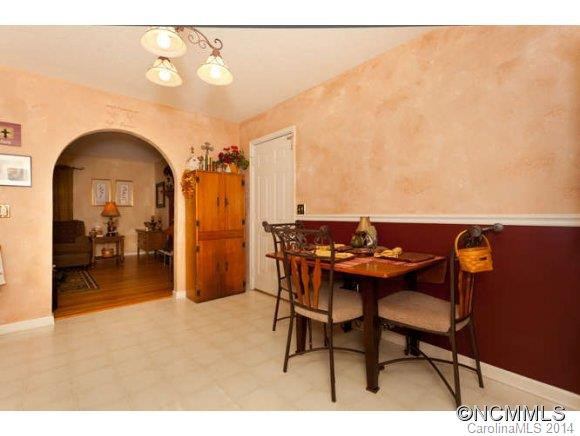 203 North Main Street - Photo 11