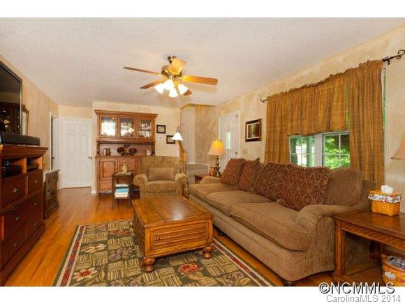 203 North Main Street - Photo 6