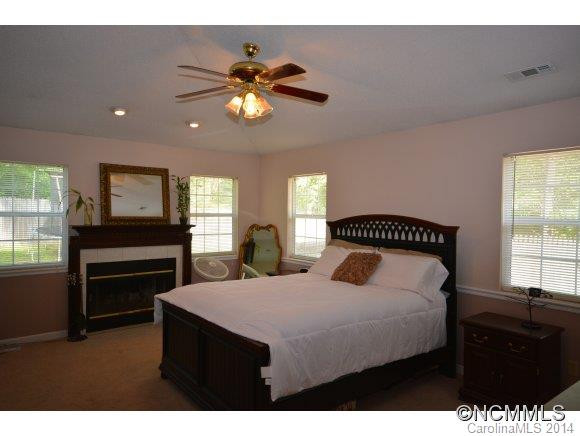 121 Forest Drive - Photo 14