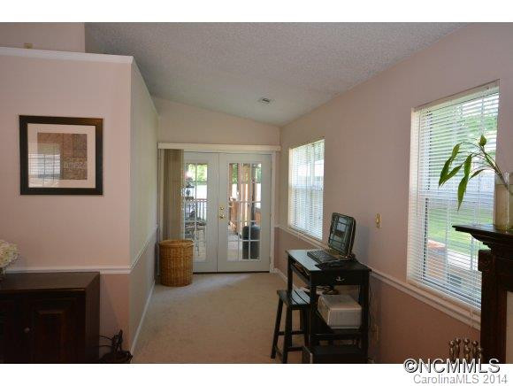 121 Forest Drive - Photo 15
