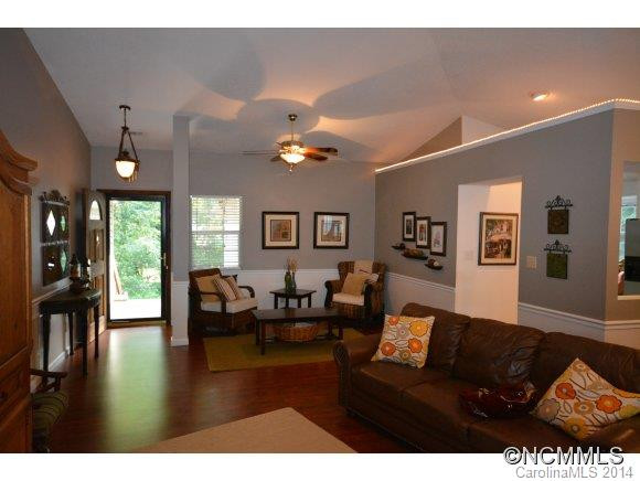 121 Forest Drive - Photo 6