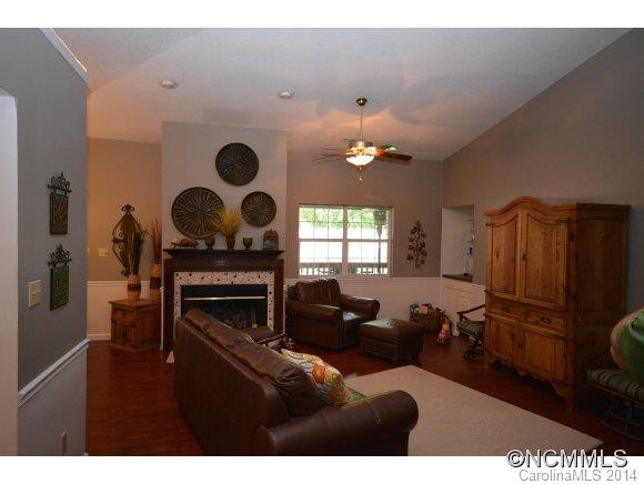 121 Forest Drive - Photo 7