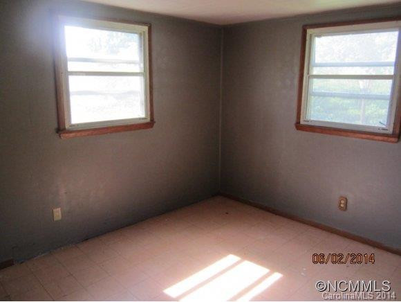 637 Halsbury Ave - Photo 10