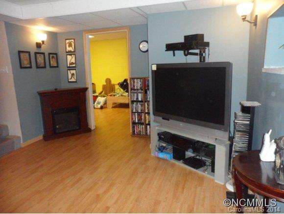 800 Greenwood Drive - Photo 12