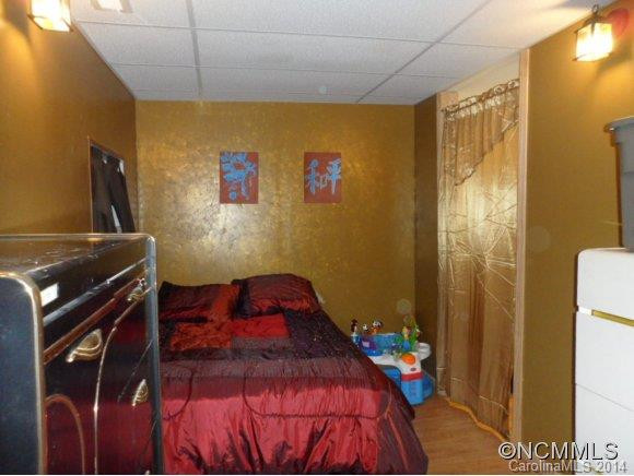800 Greenwood Drive - Photo 18