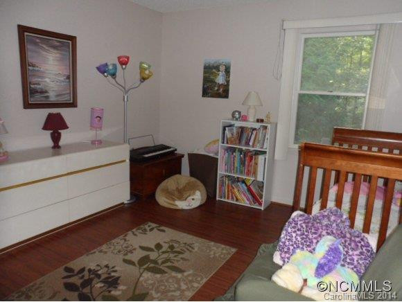 800 Greenwood Drive - Photo 8