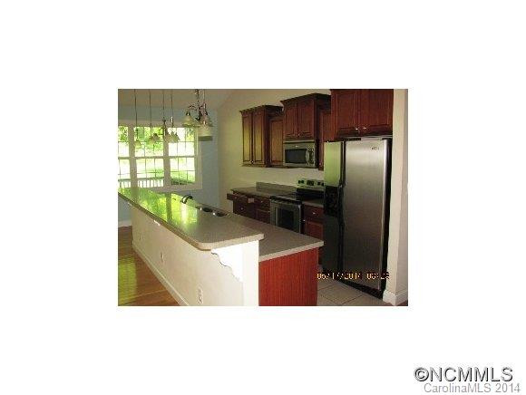 117 North Springs Drive - Photo 2