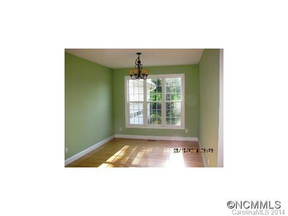 117 North Springs Drive - Photo 3