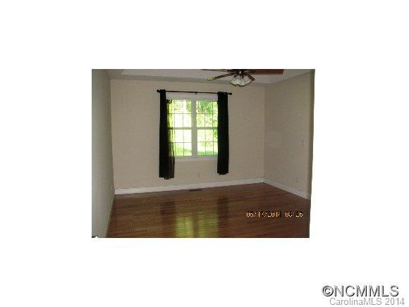 117 North Springs Drive - Photo 5