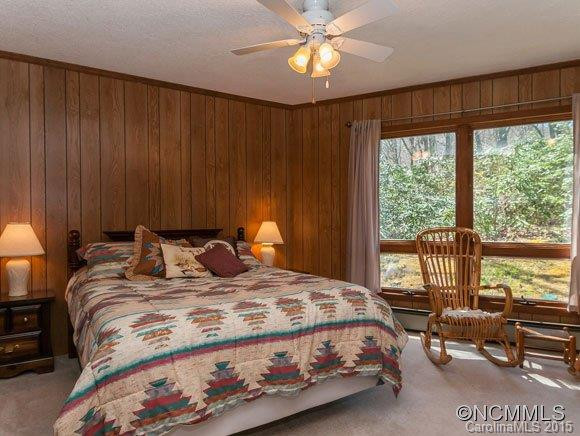 309 Chapman - Photo 13