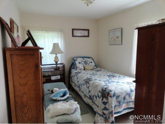 137 Windswept Drive - Photo 6