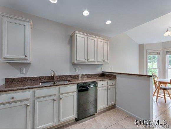 17 KAYLOR DRIVE - Photo 10